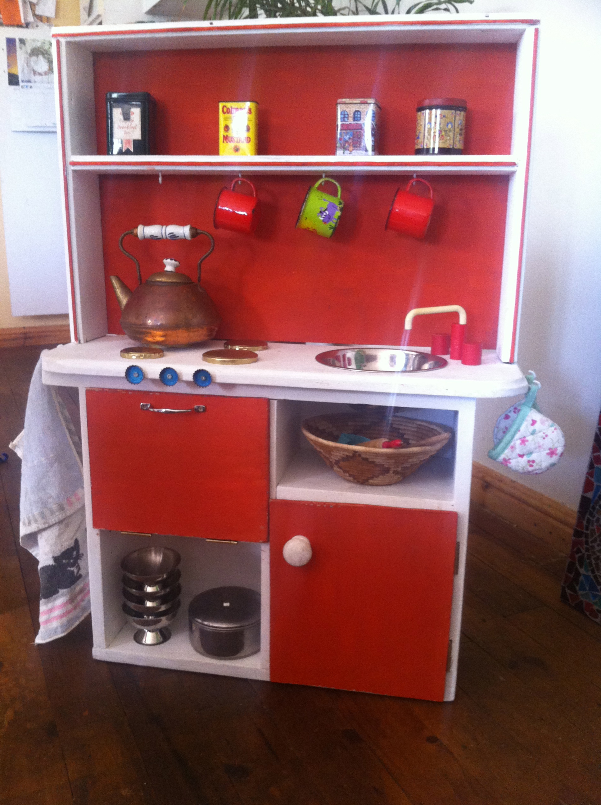 used play kitchen